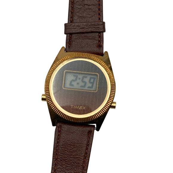 Vintage Timex F Cell Digital Watch 32mm New Battery Adjustable Leather Band WR - Picture 3 of 10
